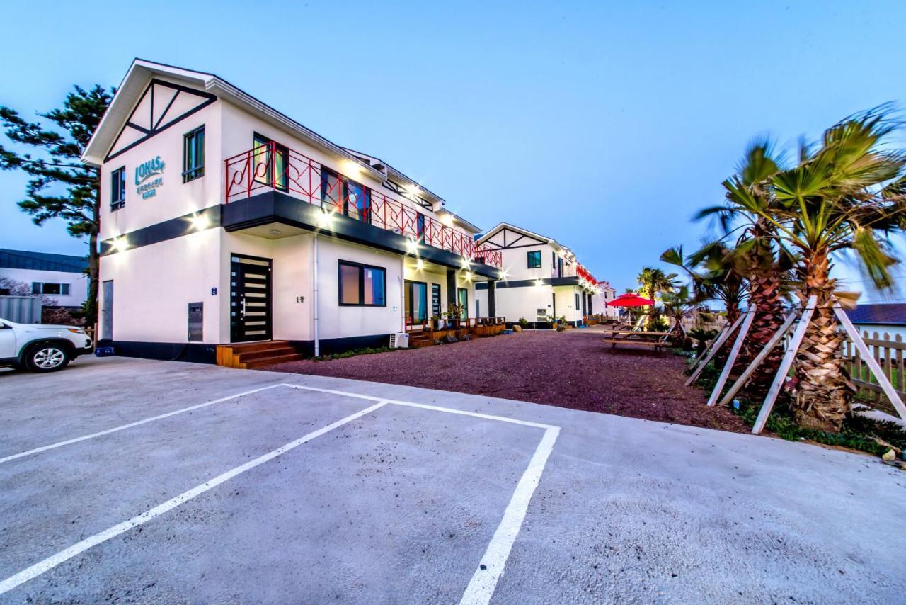 Lohas Pension Seogwipo Exterior photo