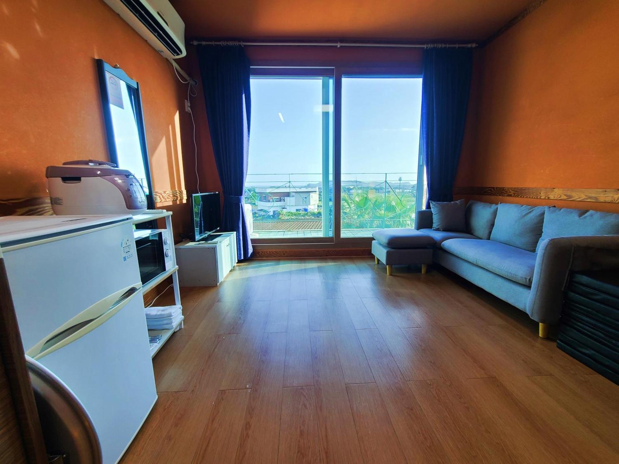 Lohas Pension Seogwipo Exterior photo